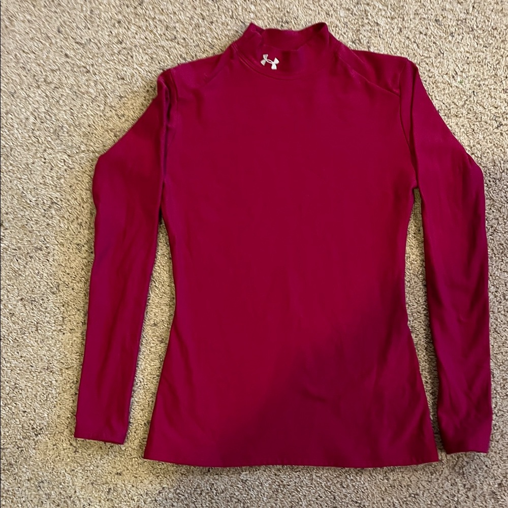 Under Armor insulated Women's dark pink Long Sleeve Tee